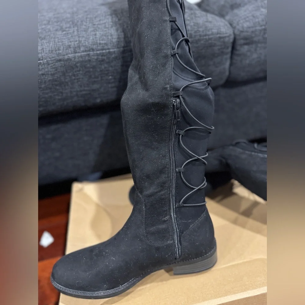 Fashion Nova Ramona Flat Black over the knee Boots Size 7.5